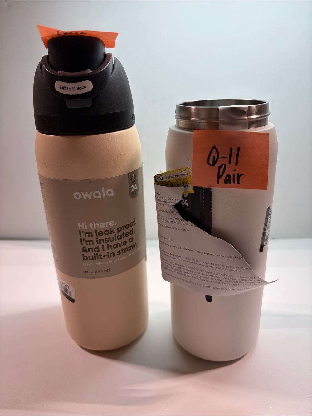 NEW Owala 32 oz FreeSip Water Bottle with Straw - Set of 2